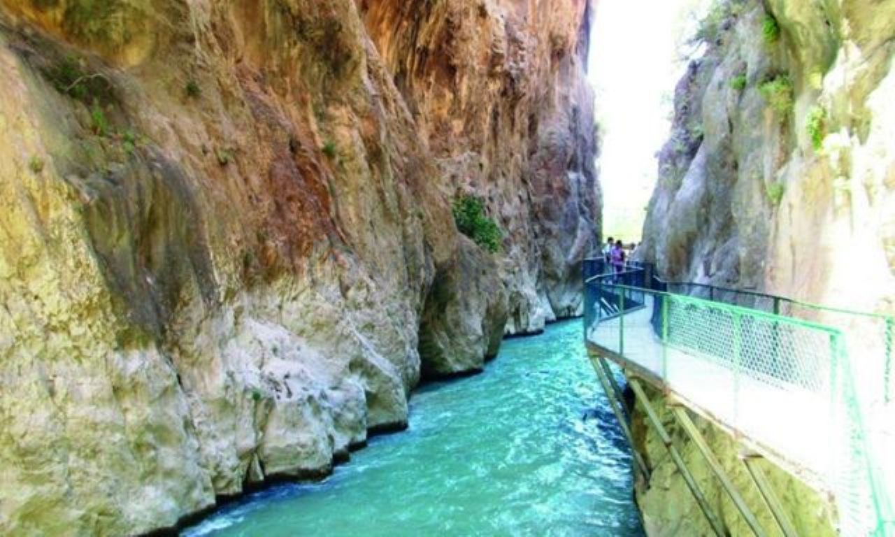 Günübirlik Fethiye Saklıkent ve Ölüdeniz Turu