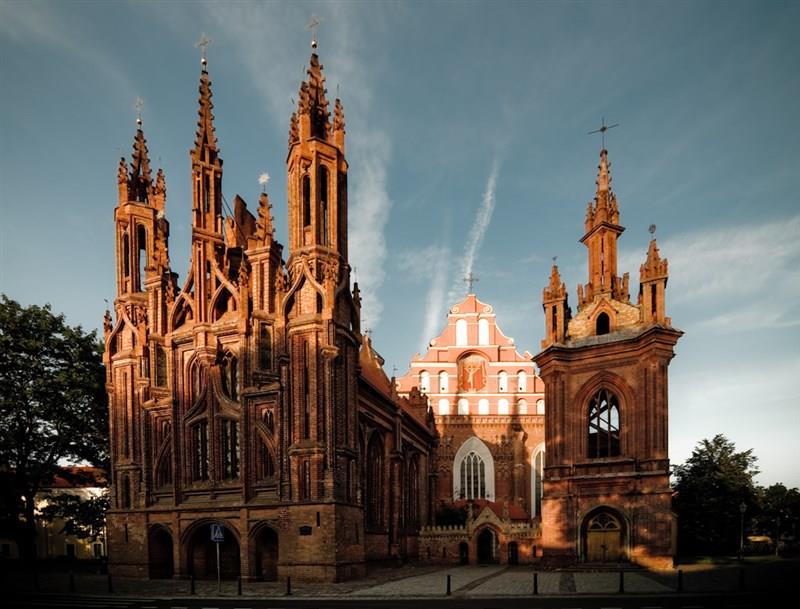 Polonya Baltık Ukrayna Krakow-Varşova-Vilnius-Riga-Tallinn-Lviv İzmir Çıkışlı